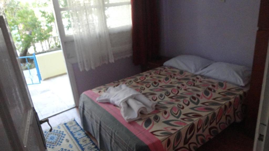 Eysan Pansiyon Akcay  Room photo